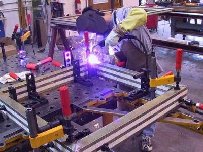 謝崗鈑金加工廠如何確保落料品質管理？